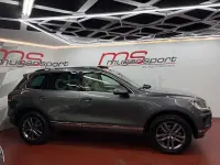 Usado VW Touareg 262 CV (192 kW) 2017 Gris / plata SUV