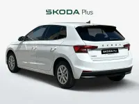 Usado Skoda Fabia Selection 115 CV (84 kW) 2026 Blanco Utilitario