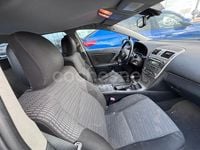 Usado Toyota Avensis Active 126 CV (92 kW) 2011 Blanco Familiar