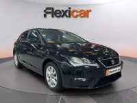Usado Seat Leon Style 110 CV (80 kW) 2018 Negro Berlina