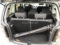 Usado VW Touran 140 CV (102 kW) 2009 Gris / plata Monovolumen