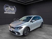 Usado VW Polo Life 95 CV (69 kW) 2023 Gris / plata Berlina