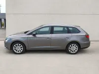 Usado Seat Leon Style 110 CV (80 kW) 2016 Gris / plata Familiar