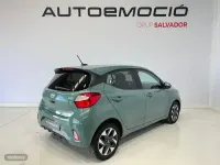 Usado Hyundai i10 66 CV (48 kW) 2025 Verde Utilitario