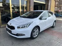 Usado Kia Ceed 100 CV (73 kW) 2015 Blanco Utilitario