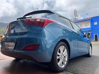 Usado Hyundai i30 101 CV (74 kW) 2014 Azul Utilitario