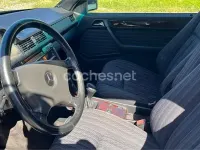 Usado Mercedes E300 231 CV (169 kW) 1992 Negro Berlina