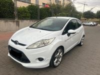 Usado Ford Fiesta Sport 95 CV (69 kW) 2010 Blanco Utilitario