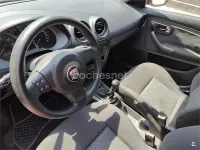 Usado Seat Ibiza Sport 100 CV (73 kW) 2006 Rojo Utilitario
