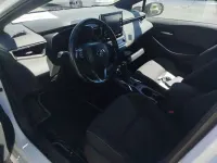 Usado Toyota Corolla Active 122 CV (89 kW) 2021 Blanco Familiar