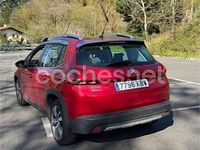 Usado Peugeot 2008 Allure 110 CV (80 kW) 2017 Rojo SUV