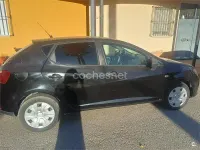 Usado Seat Ibiza Reference 90 CV (66 kW) 2015 Negro Berlina