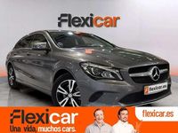 Usado Mercedes CLA200 Shooting Brake 136 CV (100 kW) 2017 Gris Familiar