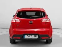 Usado Kia Rio 85 CV (62 kW) 2015