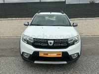 Usado Dacia Sandero Stepway 90 CV (66 kW) 2017 Blanco Berlina