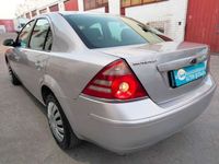 usado Ford Mondeo 2.0 TDCi Futura 130