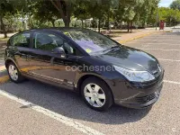 Begagnad Citroën C4 VTR Sport 110 HK (80 kW) 2005 Svart Sedan