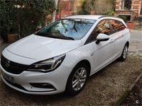 Usado Opel Astra Business 110 CV (80 kW) 2018 Blanco Familiar