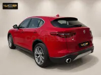 Usado Alfa Romeo Stelvio Executive 210 CV (154 kW) 2018 Rojo SUV