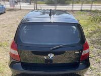 Usado BMW 116 116 CV (85 kW) 2004 Negro Utilitario