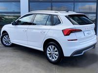 Usado Skoda Kamiq Ambition 110 CV (80 kW) 2021 Blanco SUV