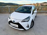 Usado Toyota Yaris Hybrid Advance 99 CV (72 kW) 2019 Blanco Utilitario