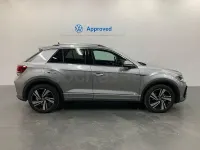 Usado VW T-Roc R-line 150 CV (110 kW) 2025 Gris / plata SUV