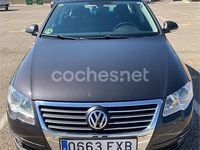 Usado VW Passat Advance 140 CV (102 kW) 2008 Gris / plata Berlina