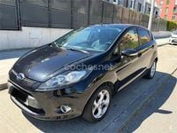 Usado Ford Fiesta Titanium 82 CV (60 kW) 2012 Negro Utilitario