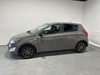 Usado Hyundai i20 GO! 85 CV (62 kW) 2014 Gris Utilitario