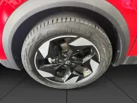 Usado Renault Captur Techno 100 CV (73 kW) 2024 Rojo SUV