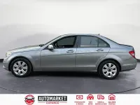 Usado Mercedes C200 136 CV (100 kW) 2010 Gris / plata Berlina