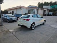 Usado Alfa Romeo Giulietta Distinctive 105 CV (77 kW) 2014 Blanco Utilitario