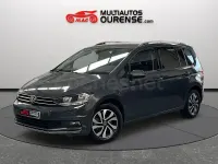 Usado VW Touran Advance 150 CV (110 kW) 2023 Gris / plata Monovolumen