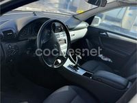 Usado Mercedes C180 Avantgarde 143 CV (105 kW) 2006 Gris / plata Berlina