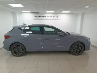 Nuevo Cupra Leon 204 CV (150 kW) 2025 Gris / plata Berlina