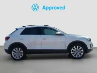 Usado VW T-Roc Life 110 CV (80 kW) 2023 Blanco SUV