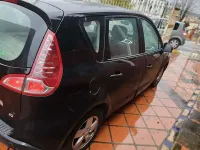 Usado Renault Scénic III Dynamique 110 CV (80 kW) 2011 Negro Monovolumen