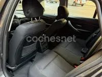 Usado BMW 318 143 CV (105 kW) 2015 Gris / plata Familiar