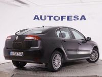 Käytetty Renault Laguna III 110 HP (80 kW) 2012 Negra
