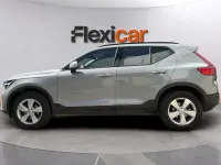 Usado Volvo XC40 129 CV (94 kW) 2023 Gris SUV