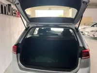 Usado VW Passat Business 122 CV (89 kW) 2023 Plateado Familiar