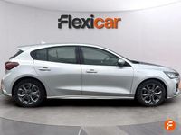 Usado Ford Focus ST-Line 125 CV (91 kW) 2023 Gris / plata Berlina