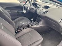 Usado Ford Fiesta Trend 100 CV (73 kW) 2014 Azul Utilitario