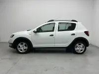 Käytetty Dacia Sandero Stepway 90 HP (66 kW) 2015 Valkoinen Viistoperä