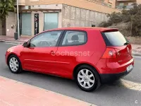 Usado VW Golf IV Sportline 105 CV (77 kW) 2005 Rojo Berlina