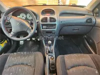 Usado Peugeot 206 90 CV (66 kW) 2004 Negro Berlina