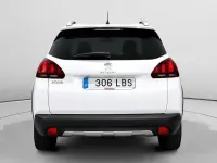 Usado Peugeot 2008 Allure 110 CV (80 kW) 2019 Blanco SUV
