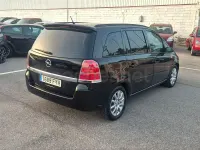 Usado Opel Zafira Enjoy 120 CV (88 kW) 2007 Negro Monovolumen