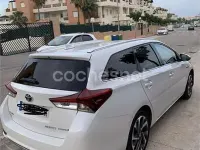 Usado Toyota Auris Hybrid 136 CV (100 kW) 2016 Blanco Familiar